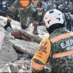 Rescatistas mexicanos recuperan 80 cuerpos y reciben reconocimiento en Venezuela