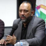 Héctor Rafael Ortiz Orpinel refrenda apoyo del Municipio a la educación durante bienvenida a estudiantes de la UACH
