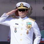 Catean bodega de vicealmirante Farías; hallan armas y documentos